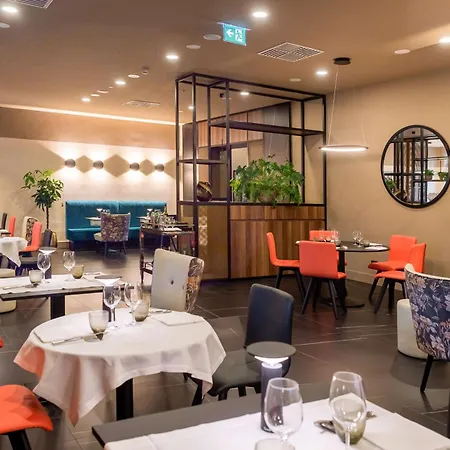 Doubletree By Hilton מלון ברשה