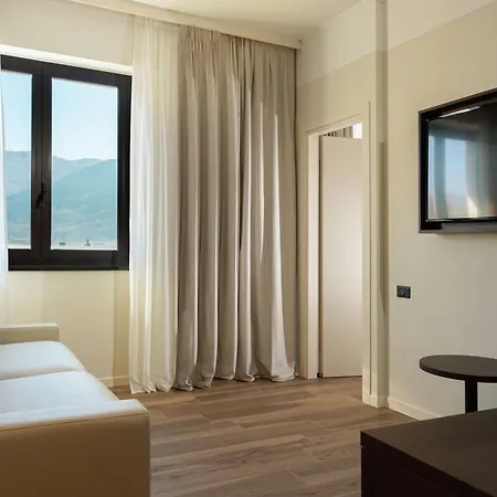 Doubletree By Hilton ברשה