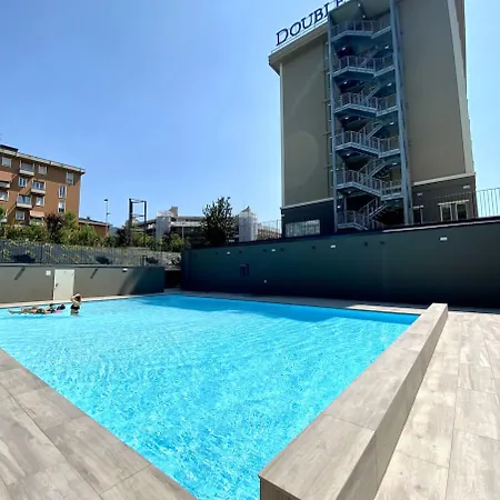 מלון Doubletree By Hilton