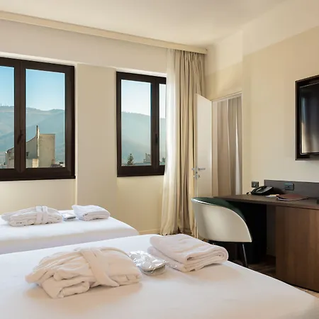 Doubletree By Hilton ברשה