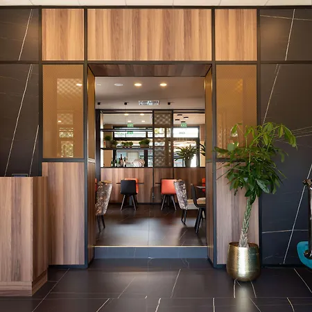 Hotel Doubletree By Hilton