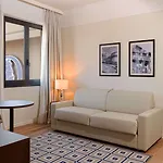 Doubletree By Hilton فندق