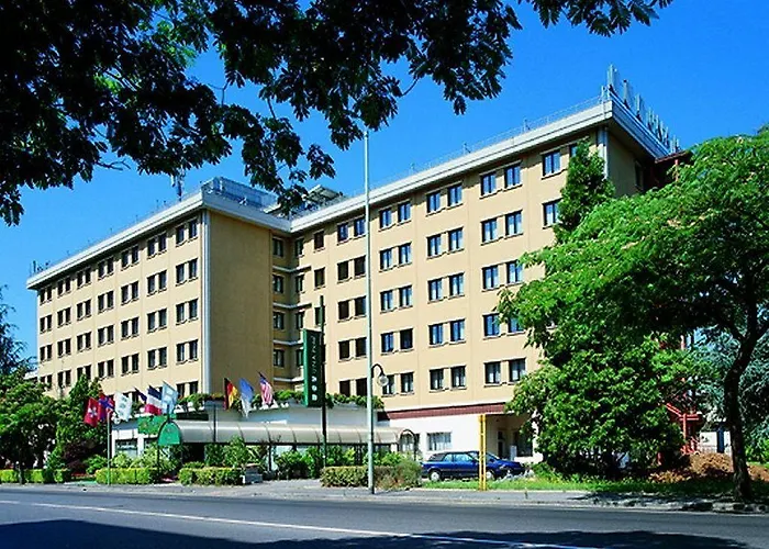 호텔 Doubletree By Hilton 4*