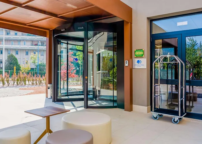 호텔 Doubletree By Hilton 4*